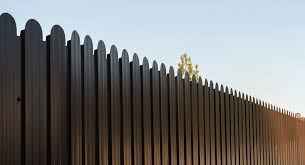 Фигурный профнастил для забора